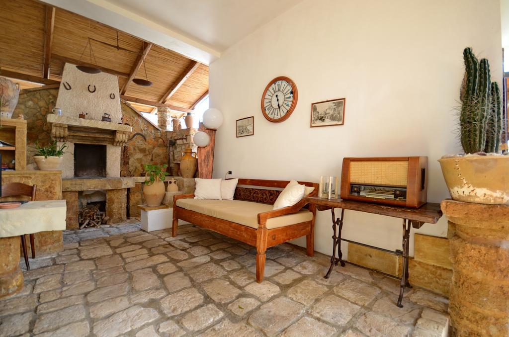 Felline In Bed&Breakfast Dimora Di Charme El Salento Exterior foto