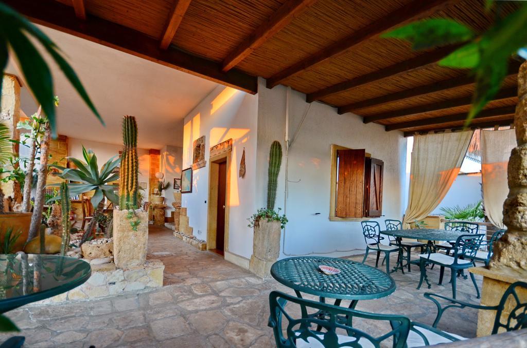 Felline In Bed&Breakfast Dimora Di Charme El Salento Exterior foto